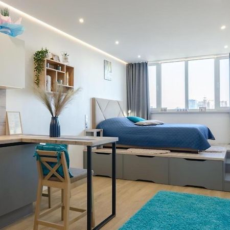 Appartement Mini-Smart 1 à Kiev Extérieur photo
