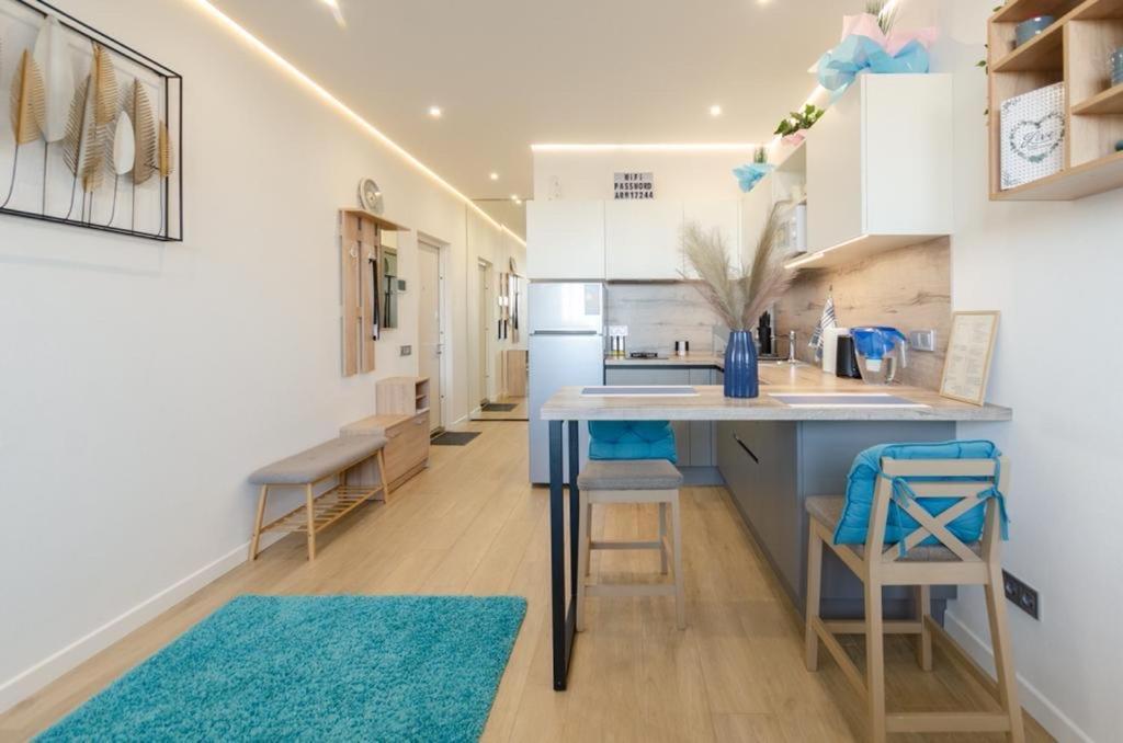 Appartement Mini-Smart 1 à Kiev Extérieur photo
